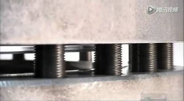 比人還大的大型閥門是怎么制造出來的？-