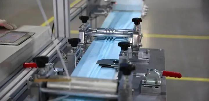 是跨界演繹，還是實力展現(xiàn)？利歐宣布口罩生產(chǎn)線投產(chǎn)，日產(chǎn)能100萬只